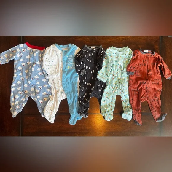 0-3 months One Piece Footies - 10 Pieces - Picture 2 of 9